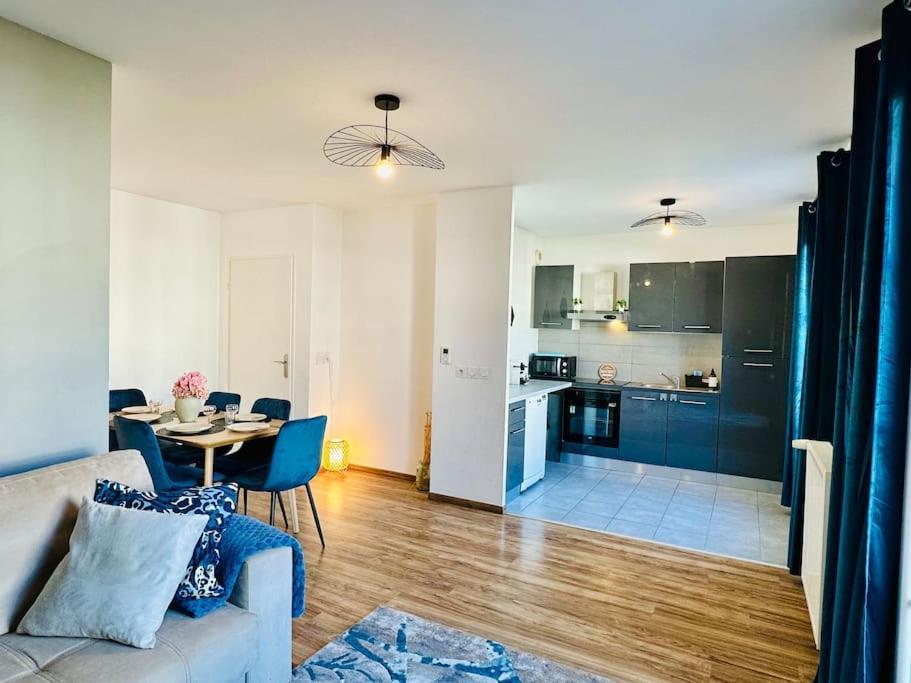 Appartement Le S - 6 Personnes Disneyland Et Paris Serris Bagian luar foto